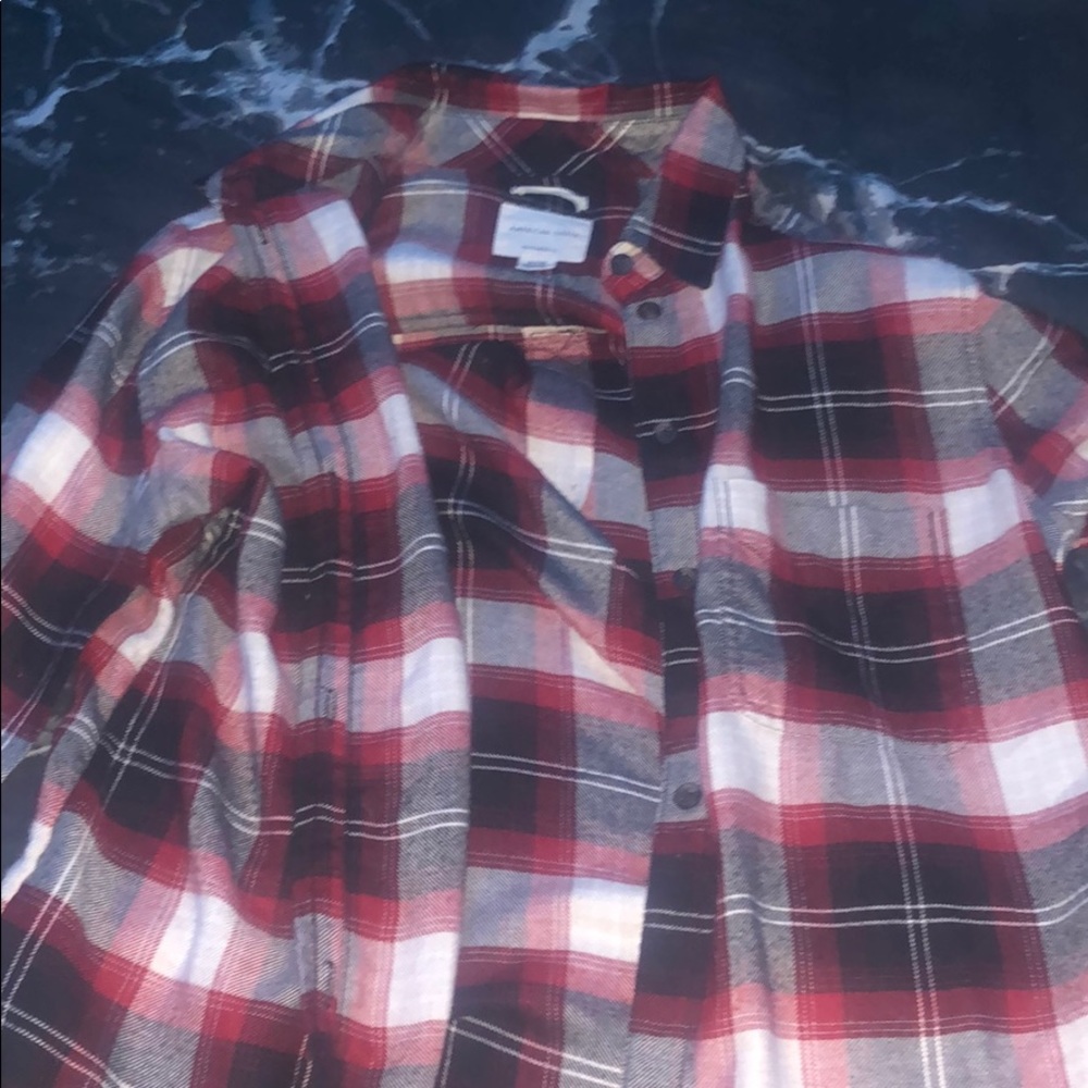 American eagle button up